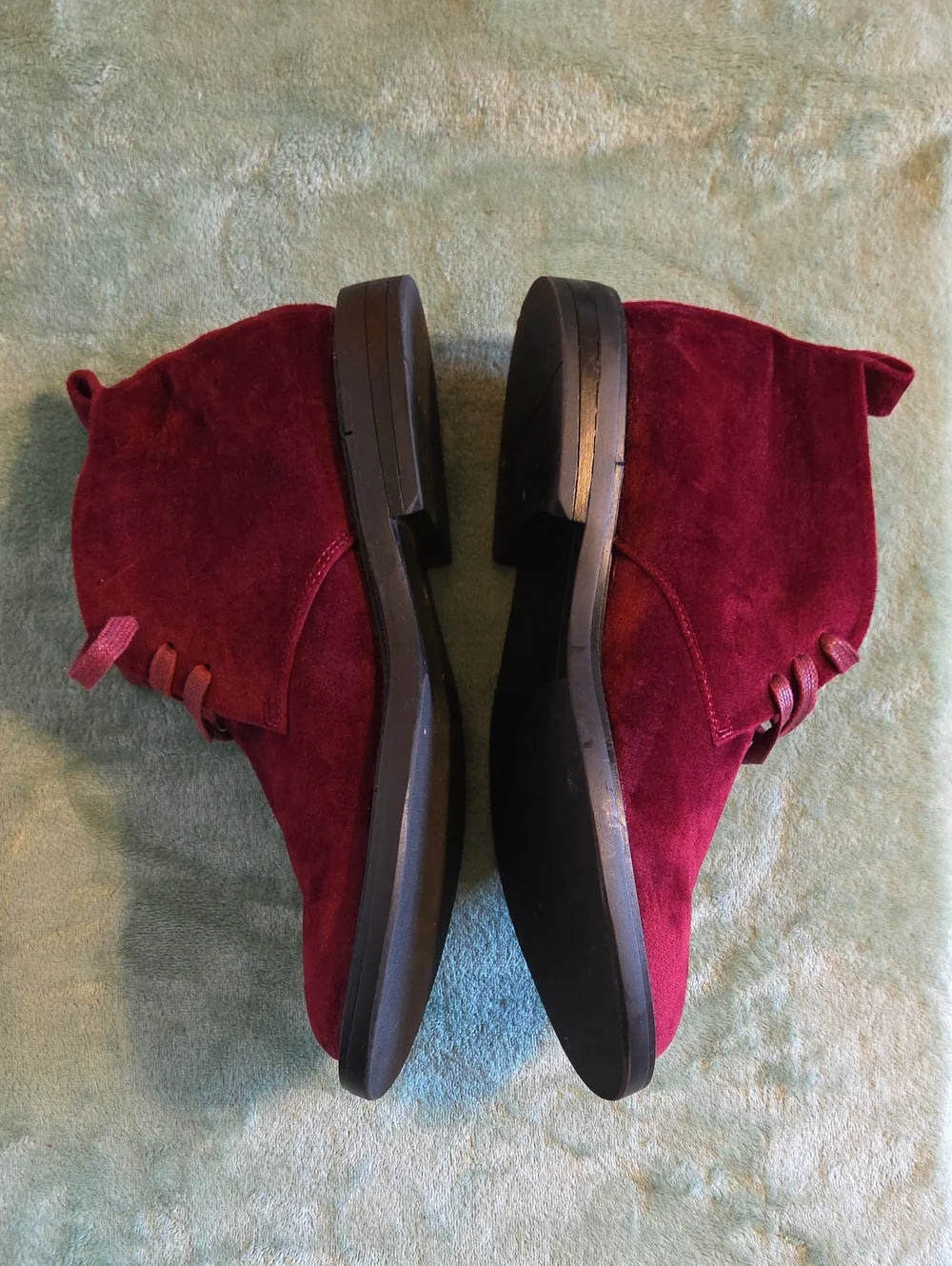 INC INTERNATIONAL CONCEPTS Men's Velvet Burgundy Chukka Boots
